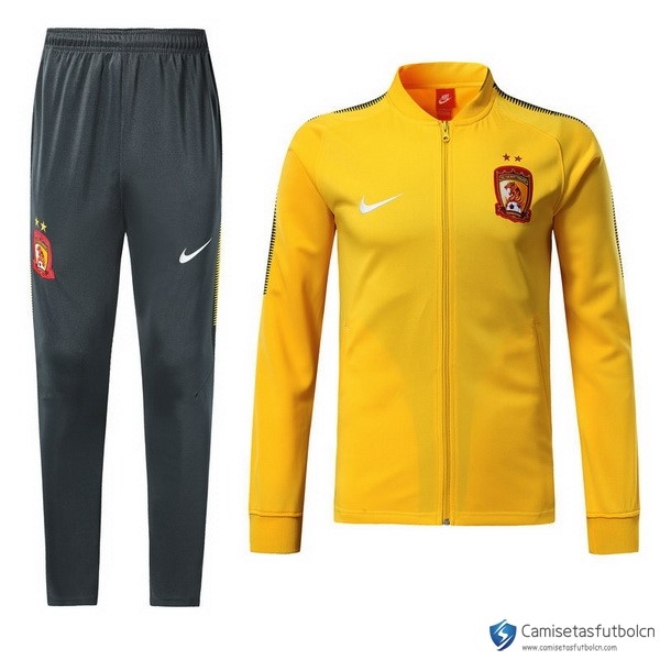 Chandal Evergrande 2018-19 Amarillo